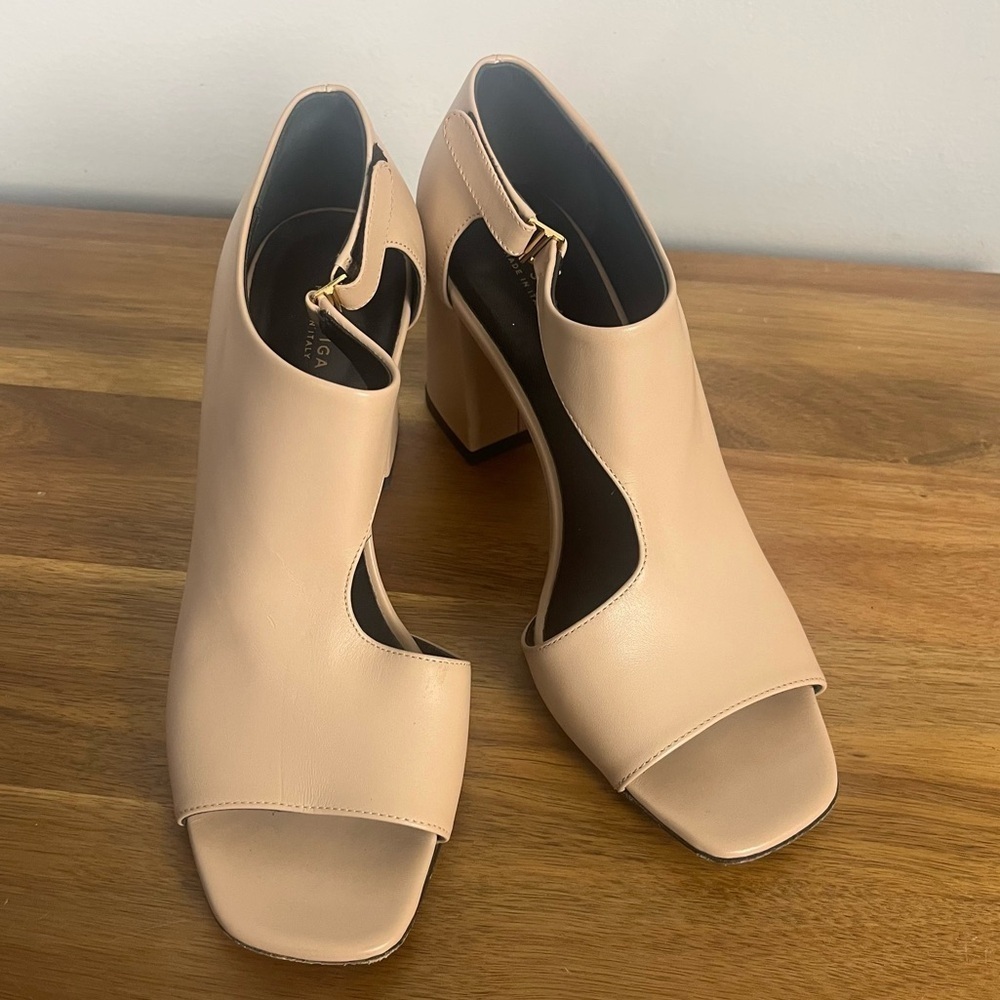 ViaSpiga Eladine Leather Cutout Peep Toe Pump Italy Women's Size 7.5